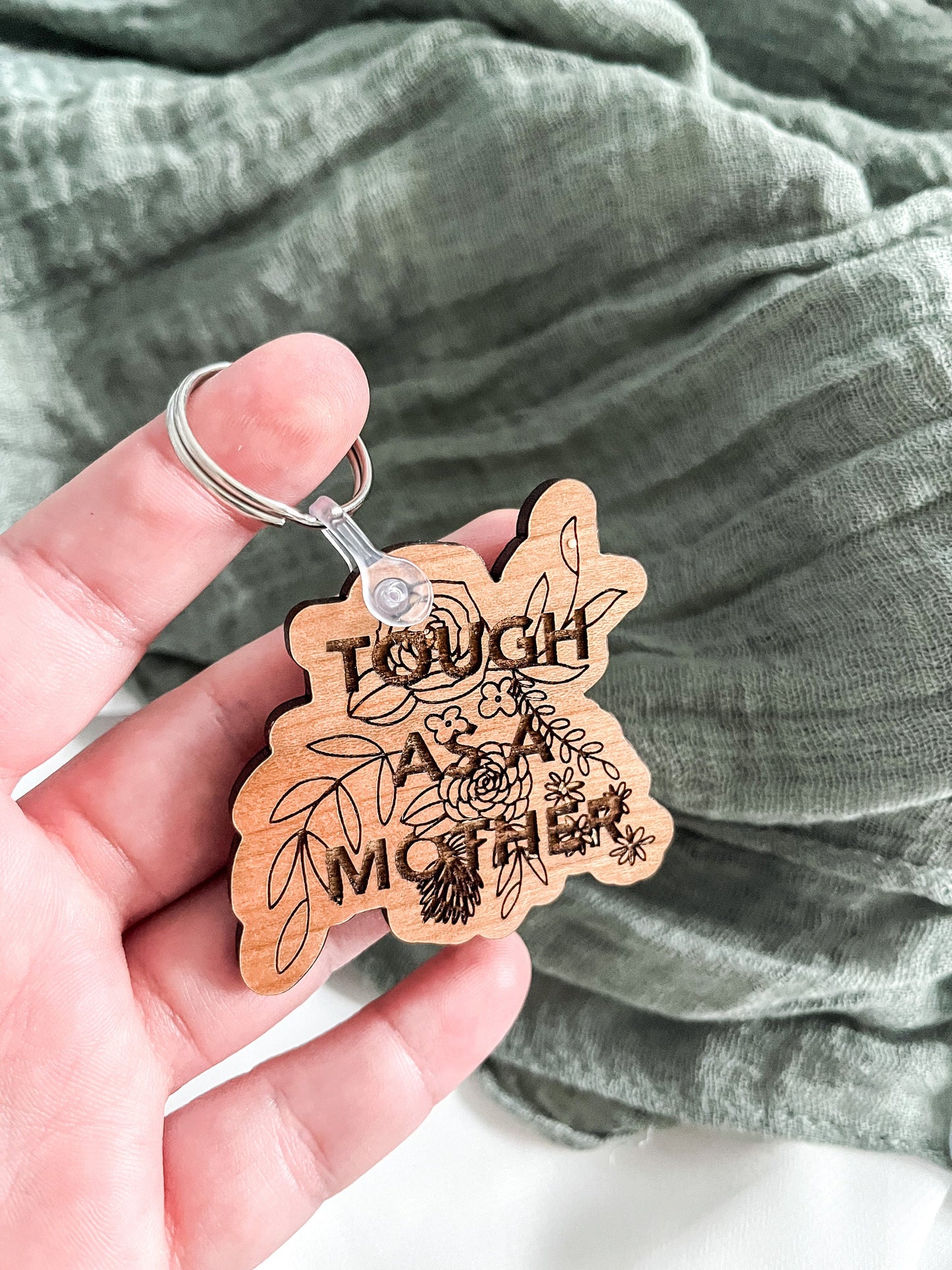 Tough as a Mother, Floral Mama Keychain, Daisy Keychain, Mama Bag Tag, Engraved Mama Keychain, Mother's Day Gift, Customized Gift for Mom