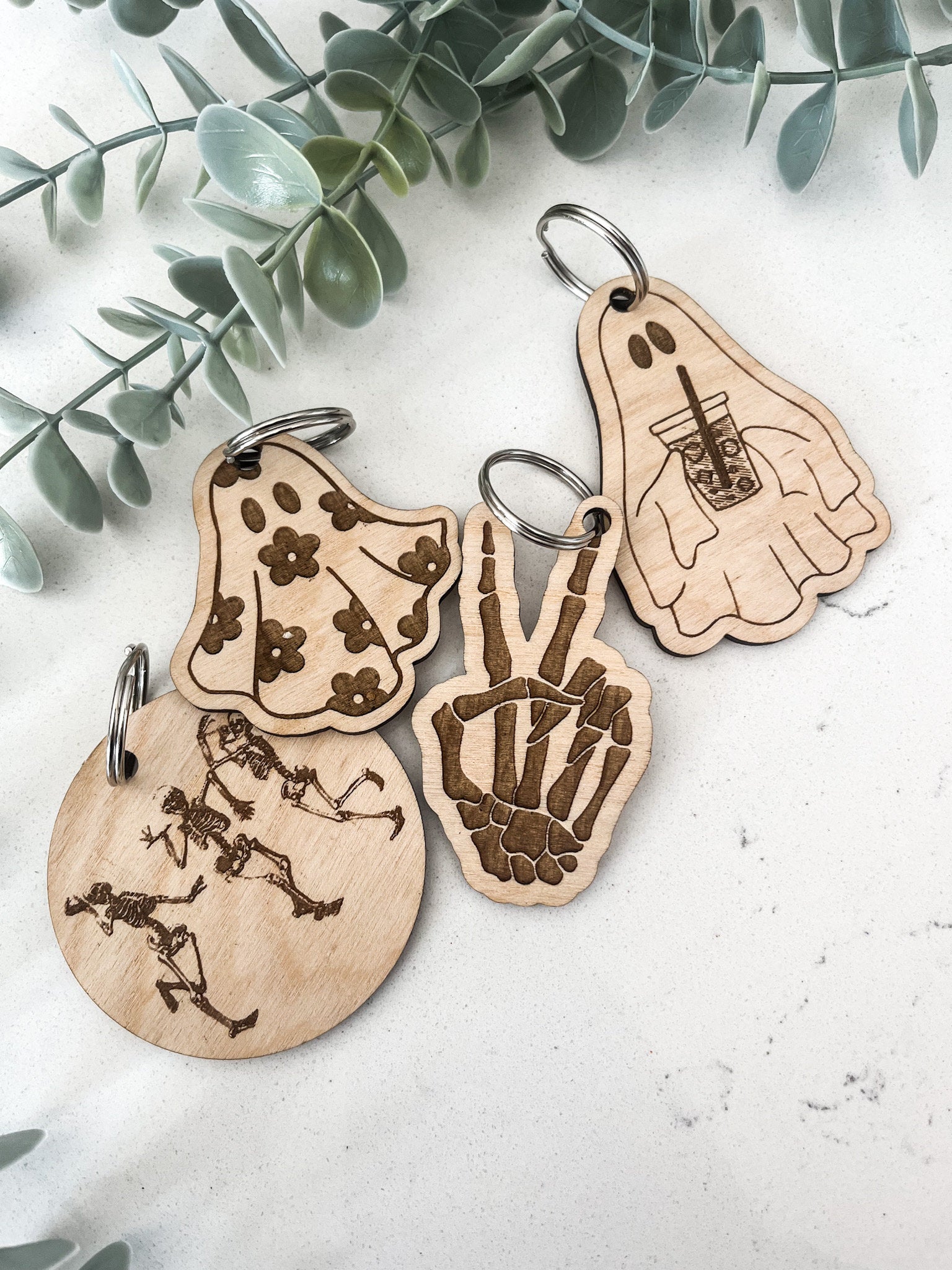 Ghost with Iced Coffee Keychain, Coffee Ghost, Engraved Acrylic Tag, Cute Halloween, Retro Halloween, Retro Keychain, Retro Ghost