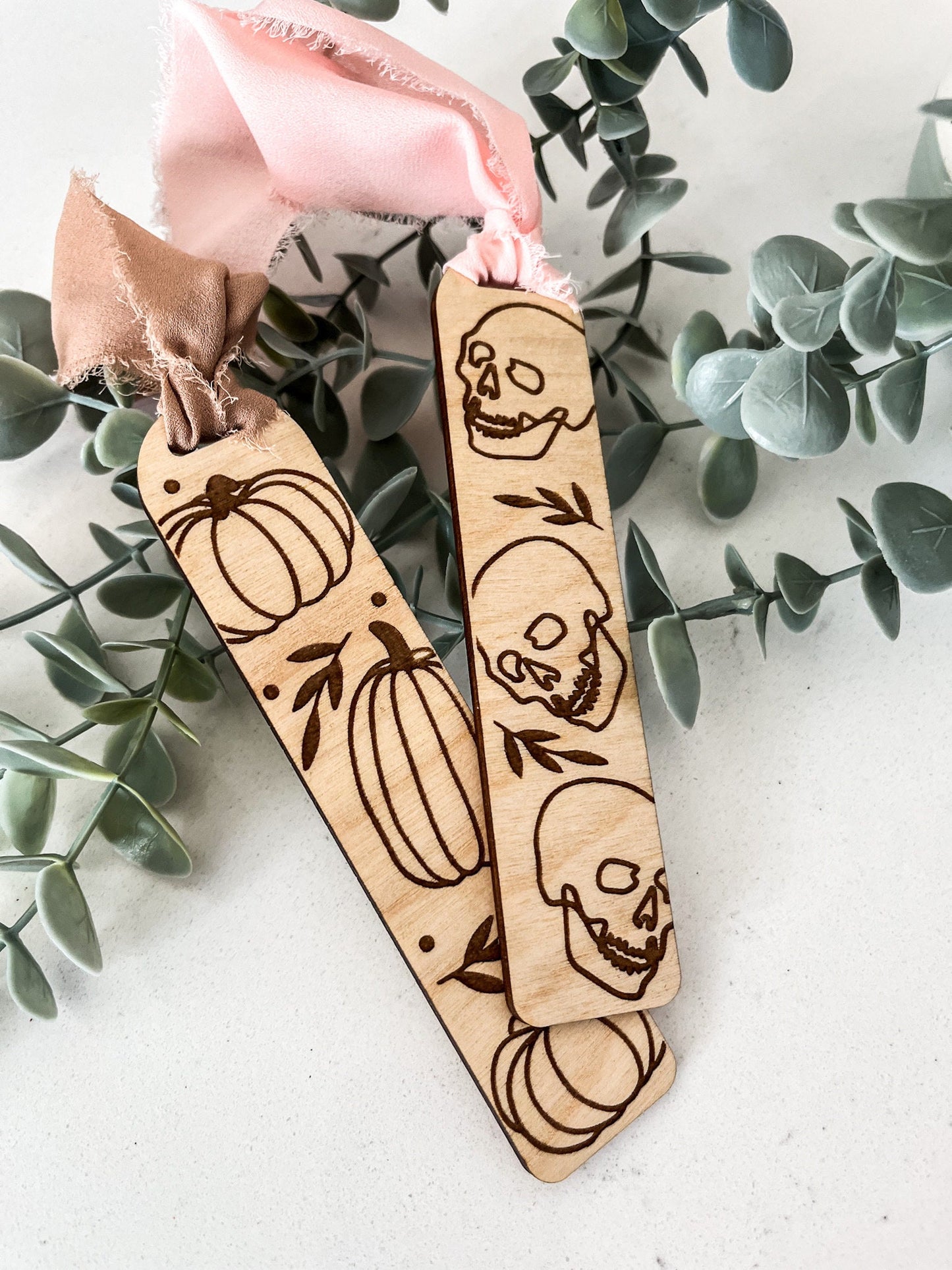 Spooky Skeleton Bookmark, Funny Bookmark Gift, Laser Engraved Wood Bookmark, Cute Halloween, Spooky Season, Floral Ghost Gift