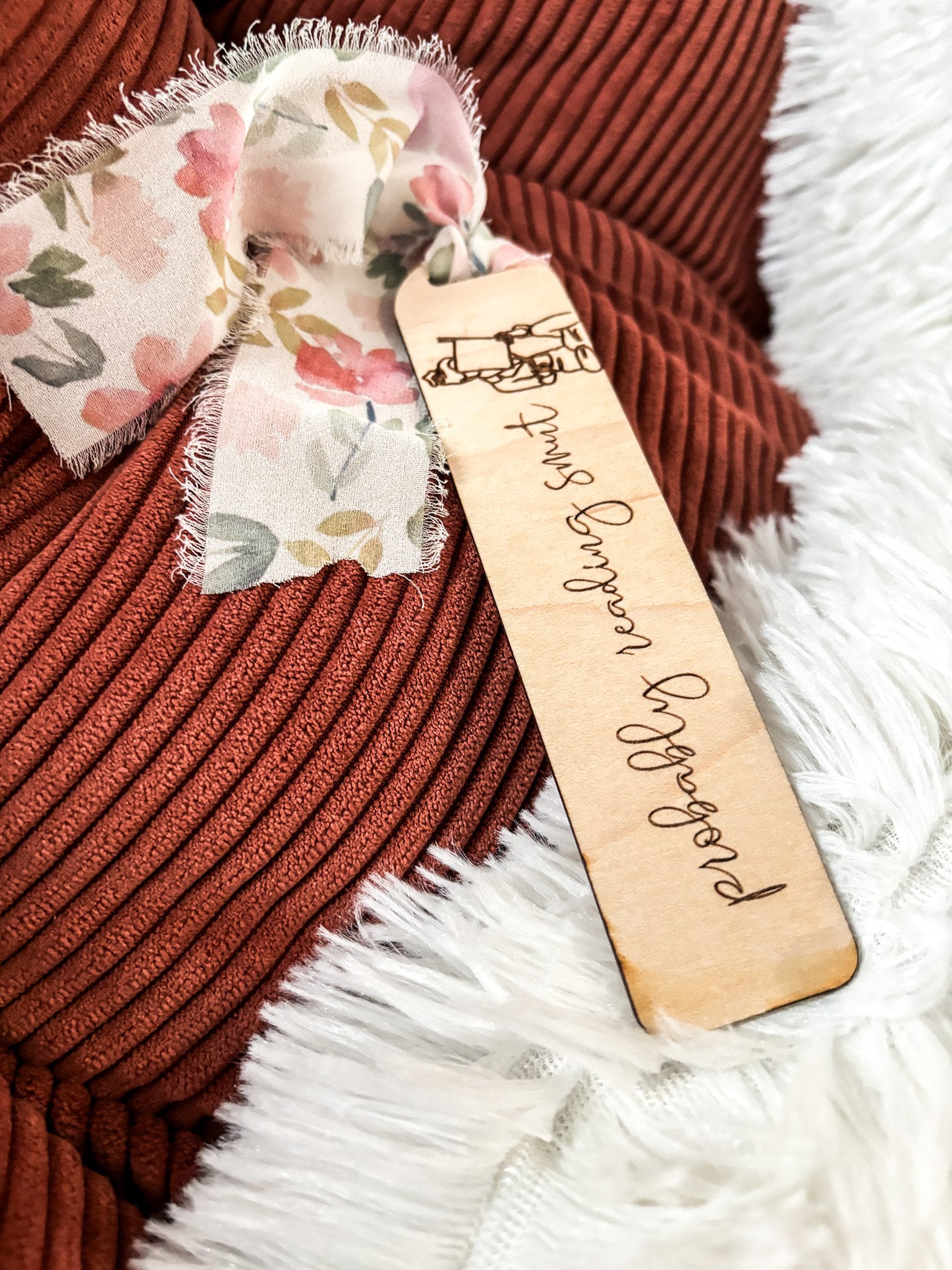 Probably Reading Smut Wood Bookmark, Smut Acrylic Bookmark, Funny Bookmark Gift, Laser Engraved Bookmark, Aesthetic Floral Acrylic Bookmark