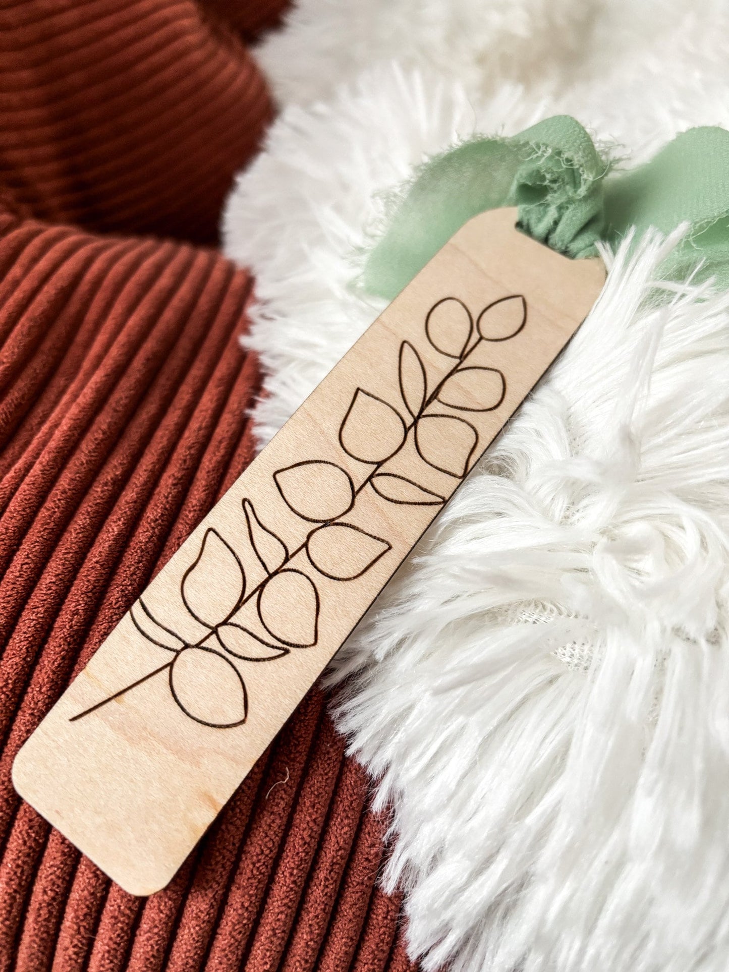 Eucalyptus Leaf Wood Bookmark, Acrylic Greenery Bookmark, Funny Bookmark Gift, Laser Engraved Bookmark, Aesthetic Floral Acrylic Bookmark