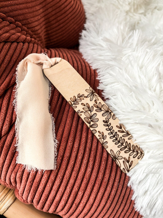 Floral Designs Wood Bookmark, Acrylic Greenery Bookmark, Funny Bookmark Gift, Laser Engraved Bookmark, Aesthetic Floral Acrylic Bookmark