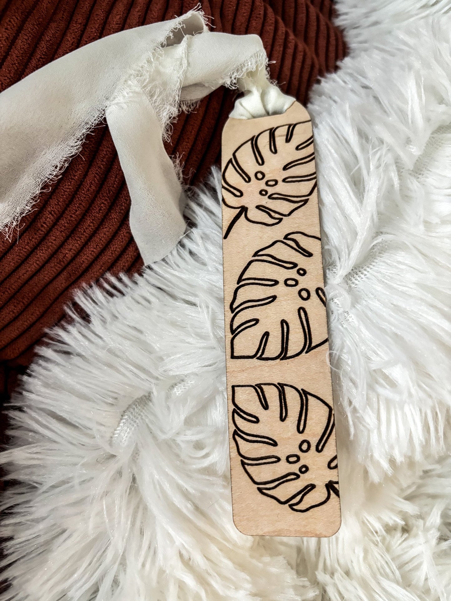 Monstera Leaf Wood Bookmark, Acrylic Greenery Bookmark, Funny Bookmark Gift, Laser Engraved Bookmark, Aesthetic Floral Acrylic Bookmark