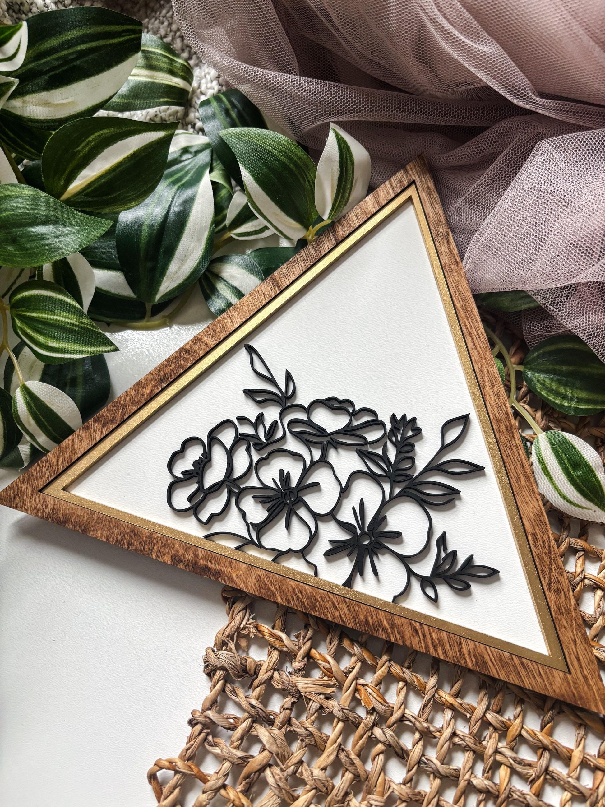 Triangle Floral Wall Art, Geometric Wood Flower Wall Decor, Botanical Line Art Sign, Modern Minimalistic Wall Decor, Floral Home Decor