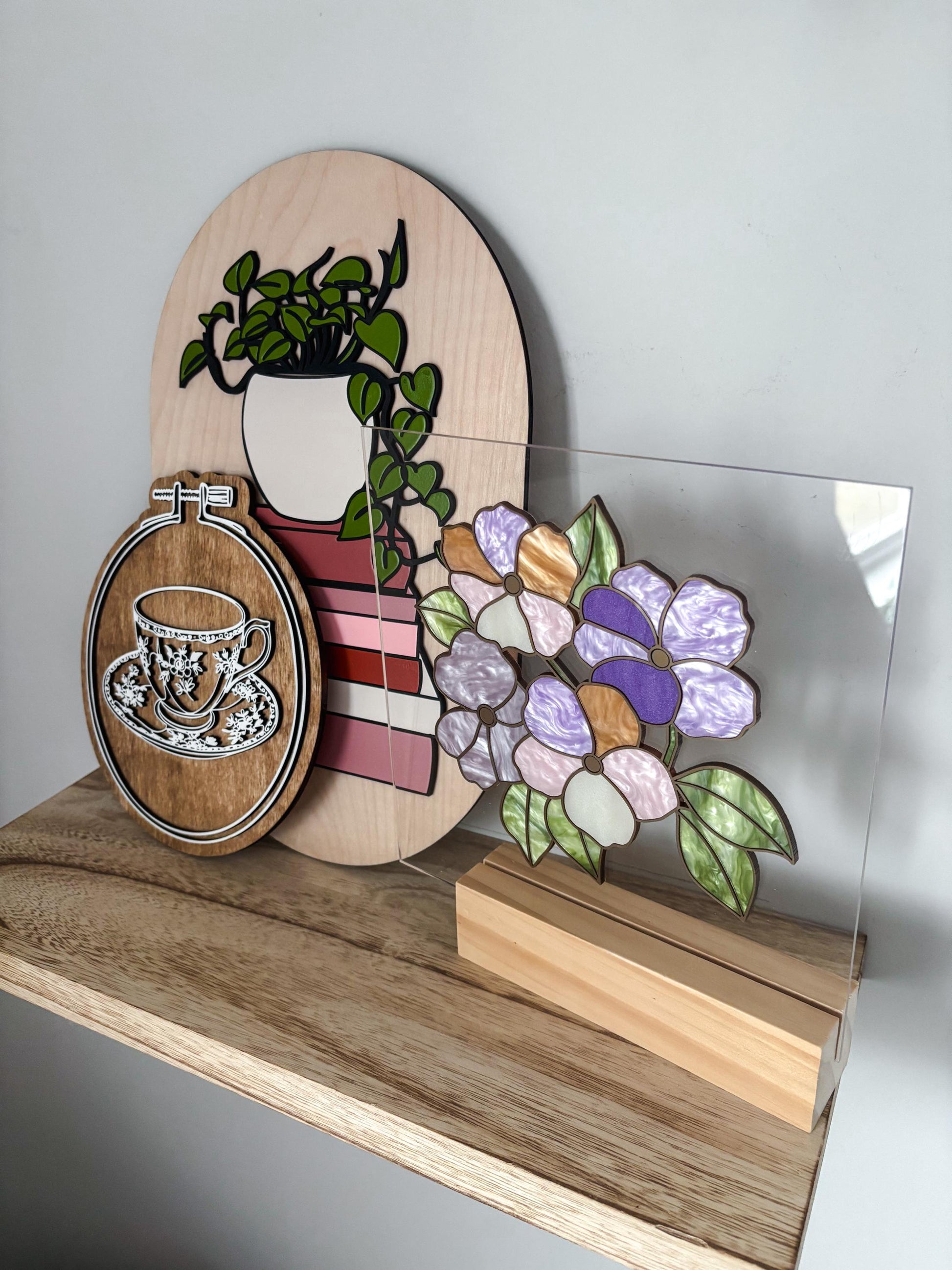 Floral Teacup Embroidery Hoop Wall Decor, Layered Laser Cut Wood Tea Lover Gift, Cottagecore Kitchen Decor, Vintage Tea Cup Wall Art