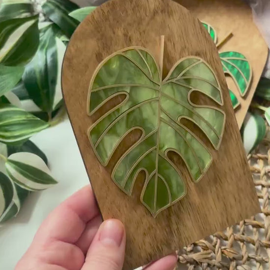 Monstera Mini Plant Shelf Decor, Stained Glass Style Botanical Acrylic Sign, Plant Lover Gift, Greenery Shelf Decor, Cottagecore Home Decor