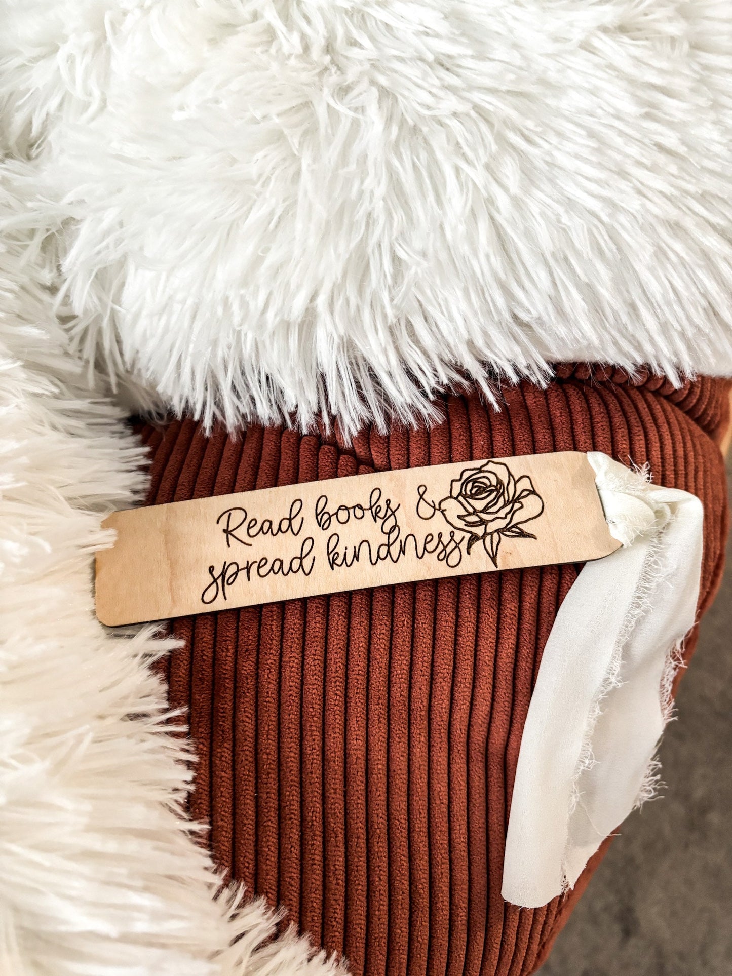 Read Books, Spread Kindness Wood Bookmark, Acrylic Bookmark, Funny Bookmark Gift, Laser Engraved Bookmark, Aesthetic Acrylic Floral Bookmark